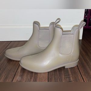 Women’s Boots